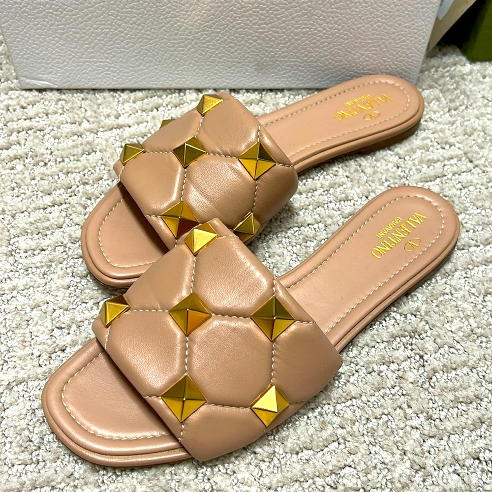 Valentino slides EU 39/ US 9